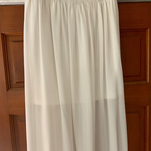 White Maxi Skirt with white lace detailing, size S - Picture 3 of 4